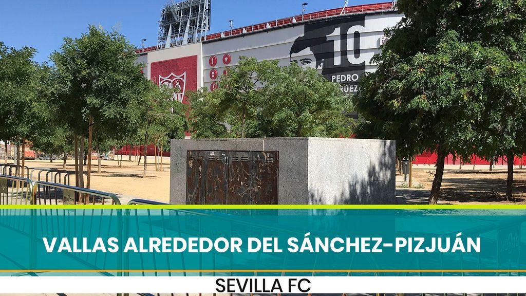 Vallas para la seguridad en la previa del derbi entre Sevilla y Betis
