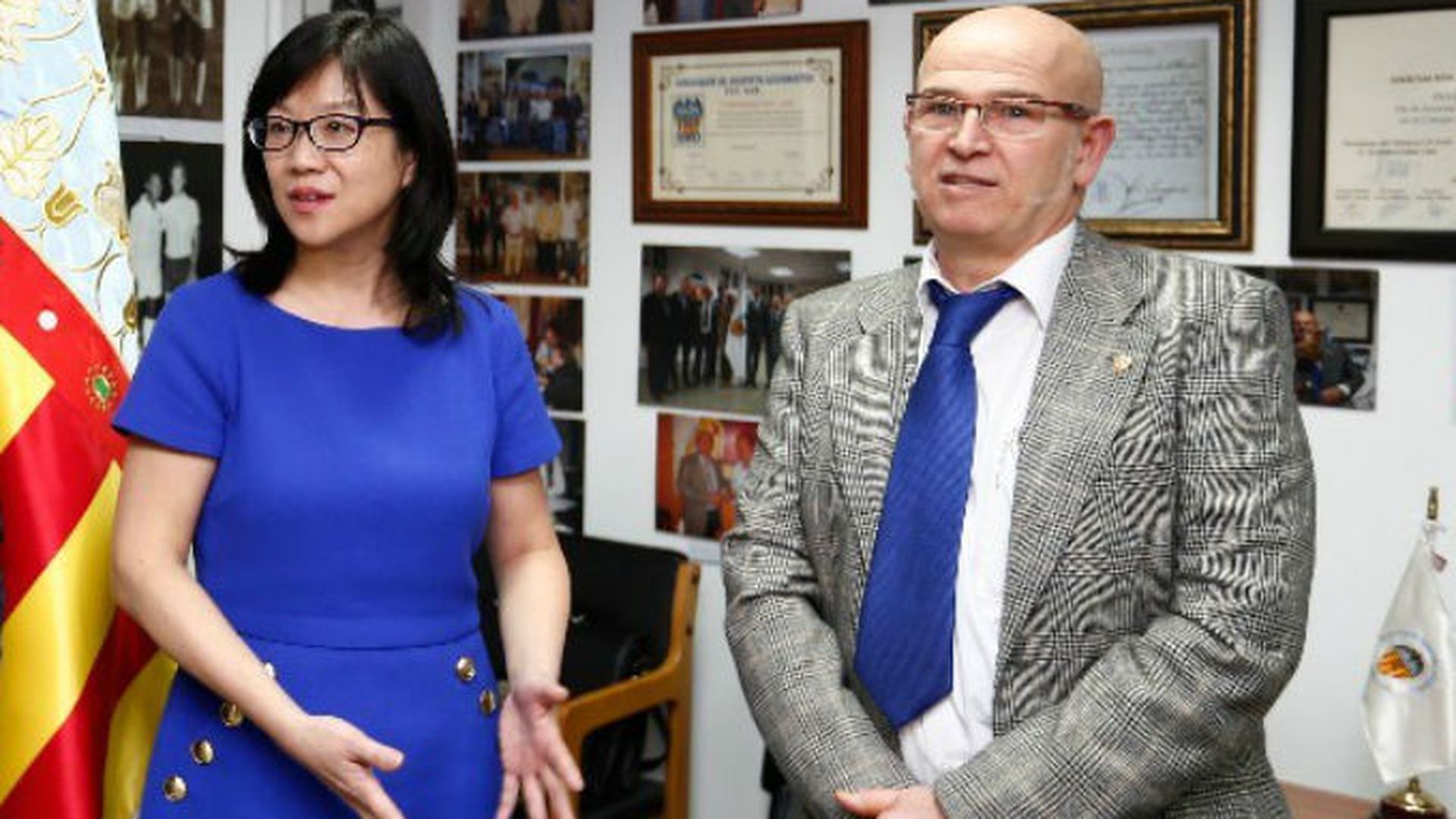 valles1.jpg valles1.jpg