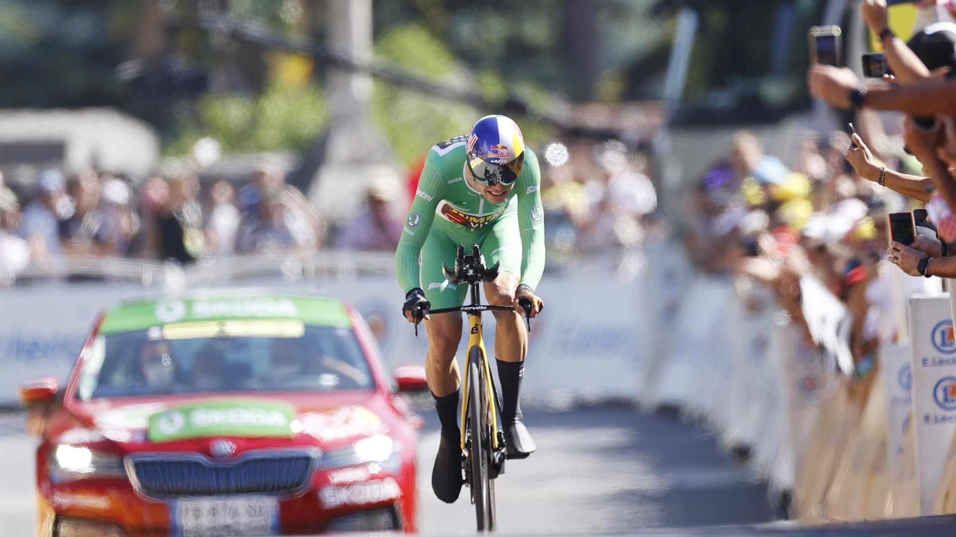 van_aert_en_la_etapa_del_tour_de_francia_001.jpg van_aert_en_la_etapa_del_tour_de_francia_001.jpg