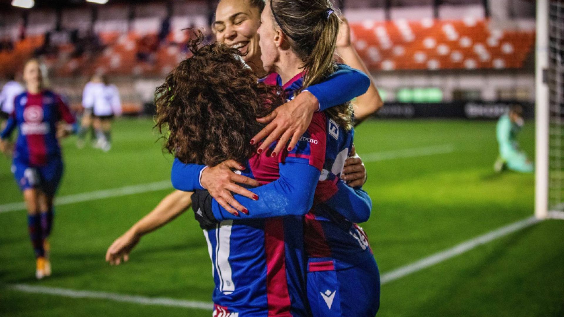 victoria_por_la_minima_del_levante_femenino_en_el_derbi_de_la_ciudad_2_3.jpg