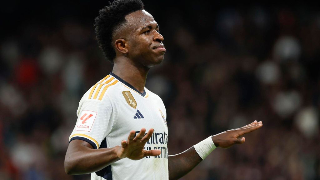 Real Madrid 2-0 Valencia: Gol de Vinicius