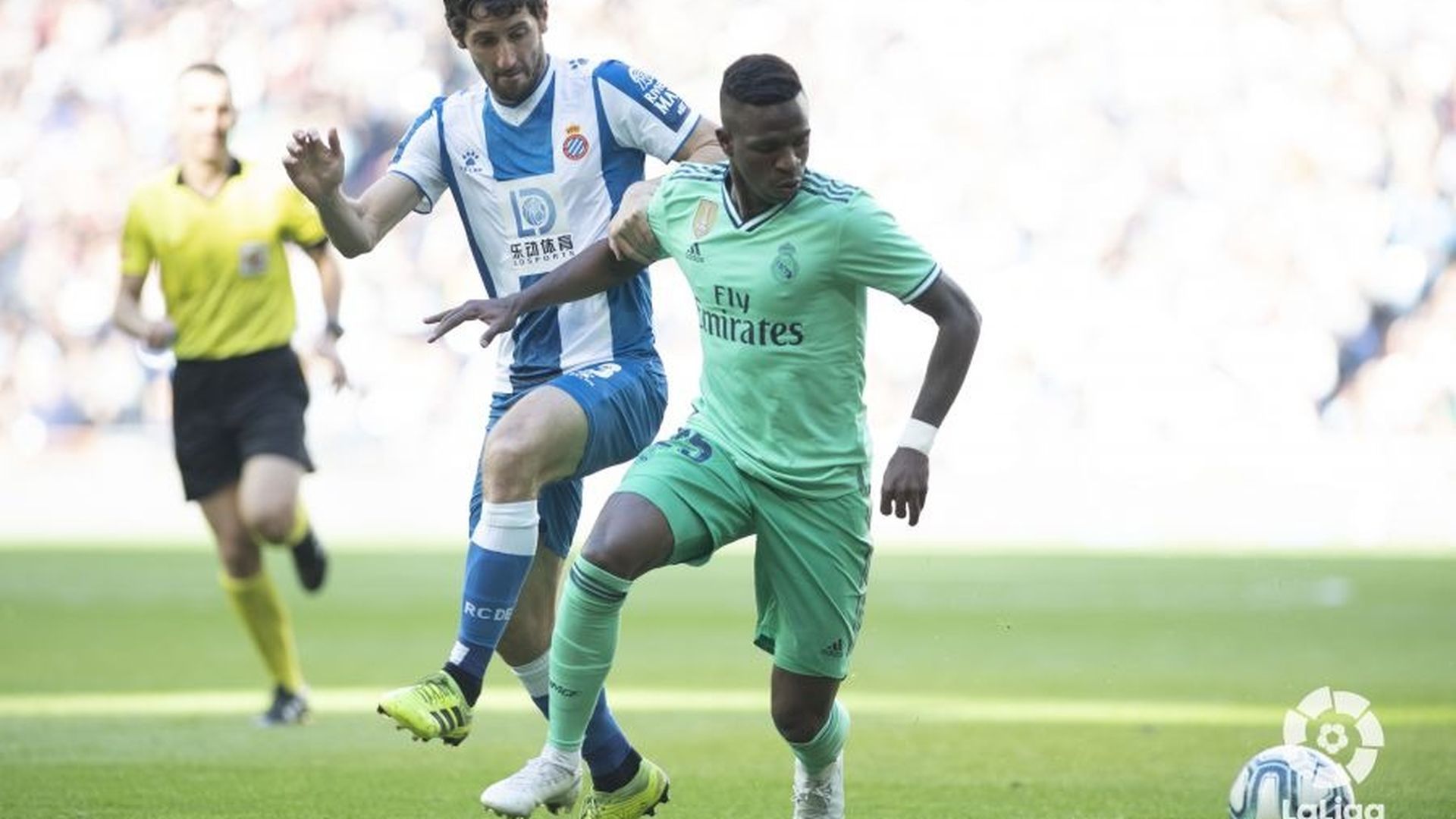 vinicius_y_granero_durante_el_real_madrid_espanyol_via_laliga_001.jpg