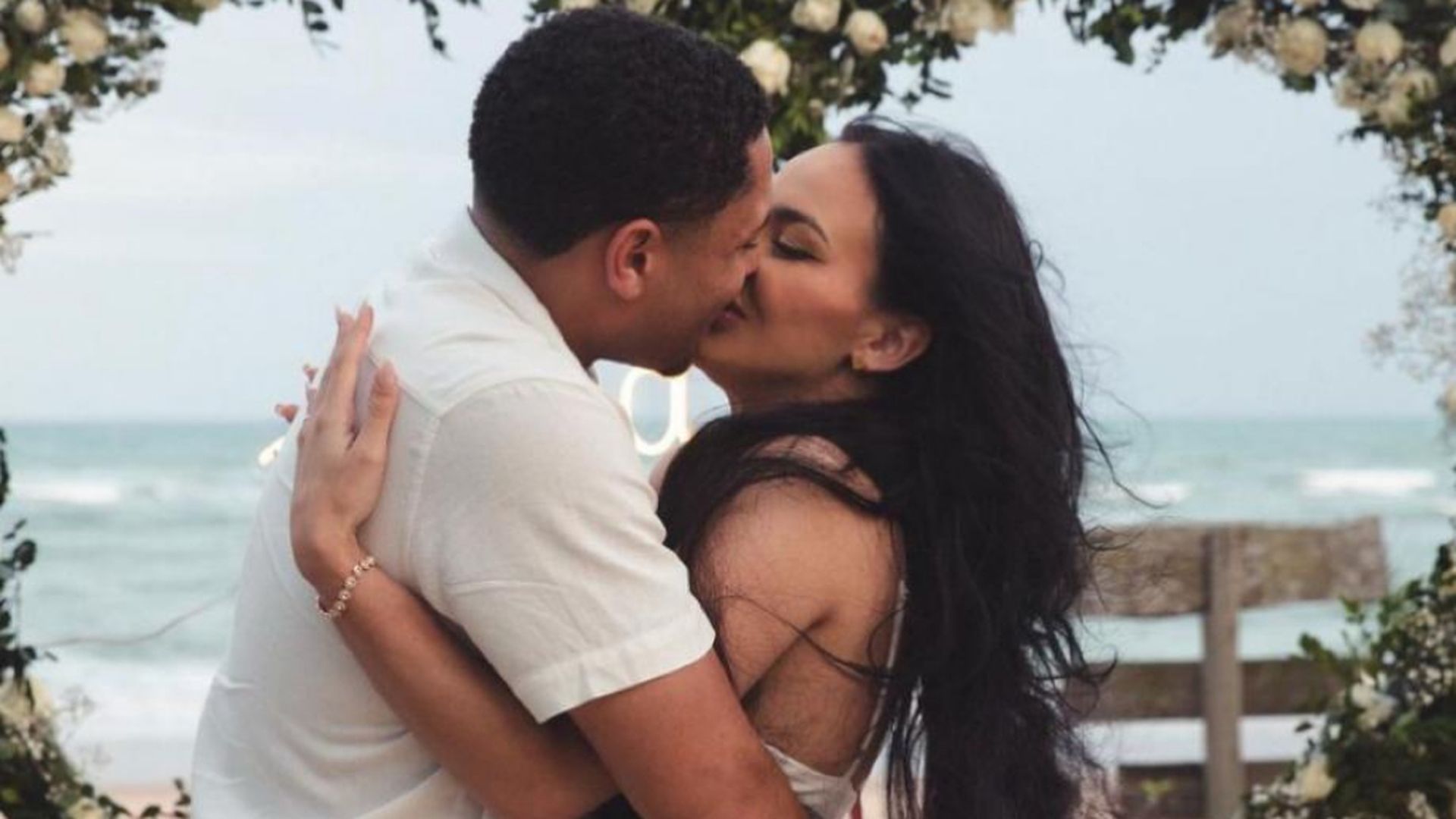 vitor_roque_pasa_por_el_altar_antes_de_llegar_a_barcelona__vitor_roque9_001.jpg vitor_roque_pasa_por_el_altar_antes_de_llegar_a_barcelona__vitor_roque9_001.jpg