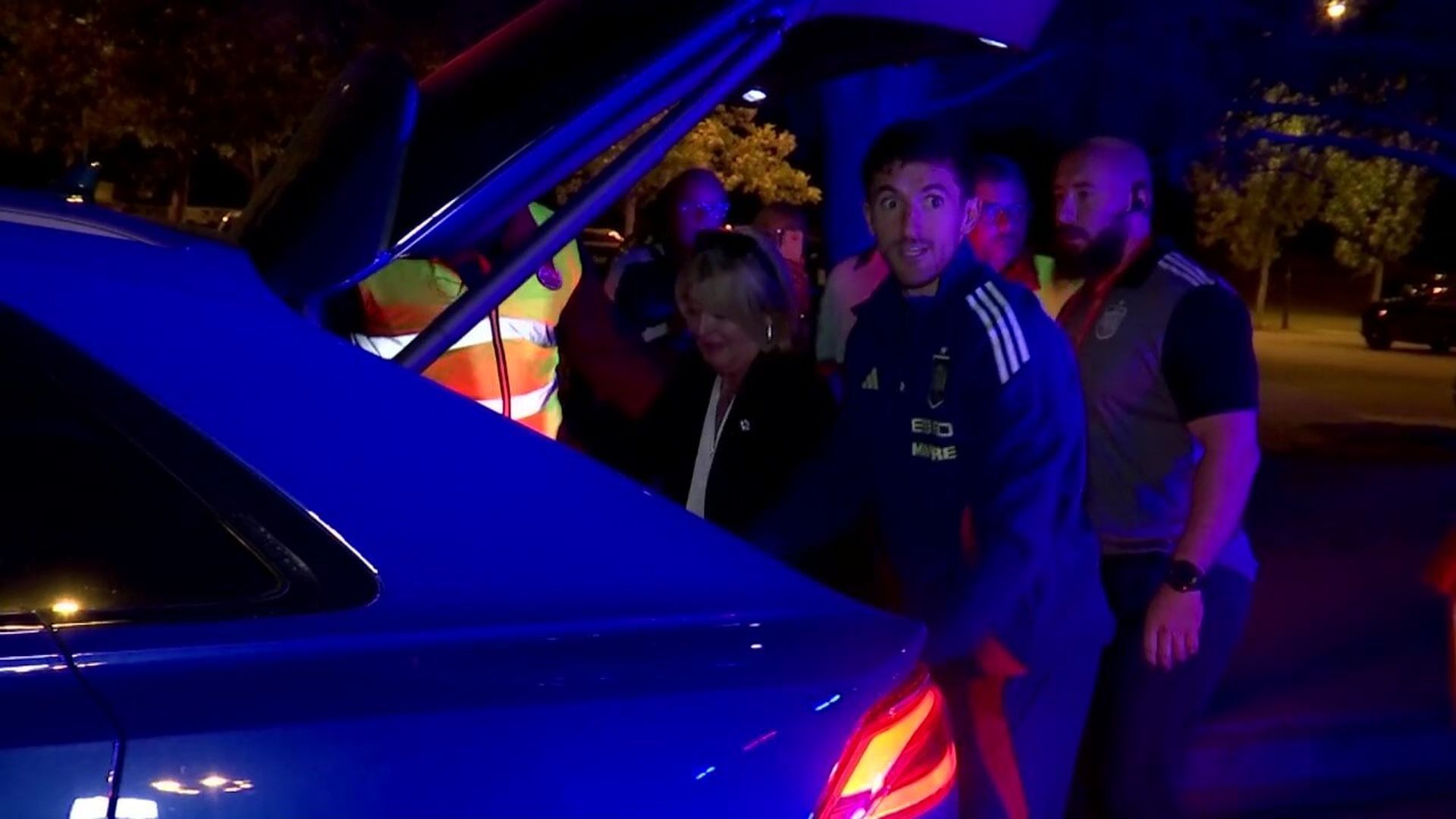 viviancoche___frame_at_0m20sjpg_001.jpg viviancoche___frame_at_0m20sjpg_001.jpg