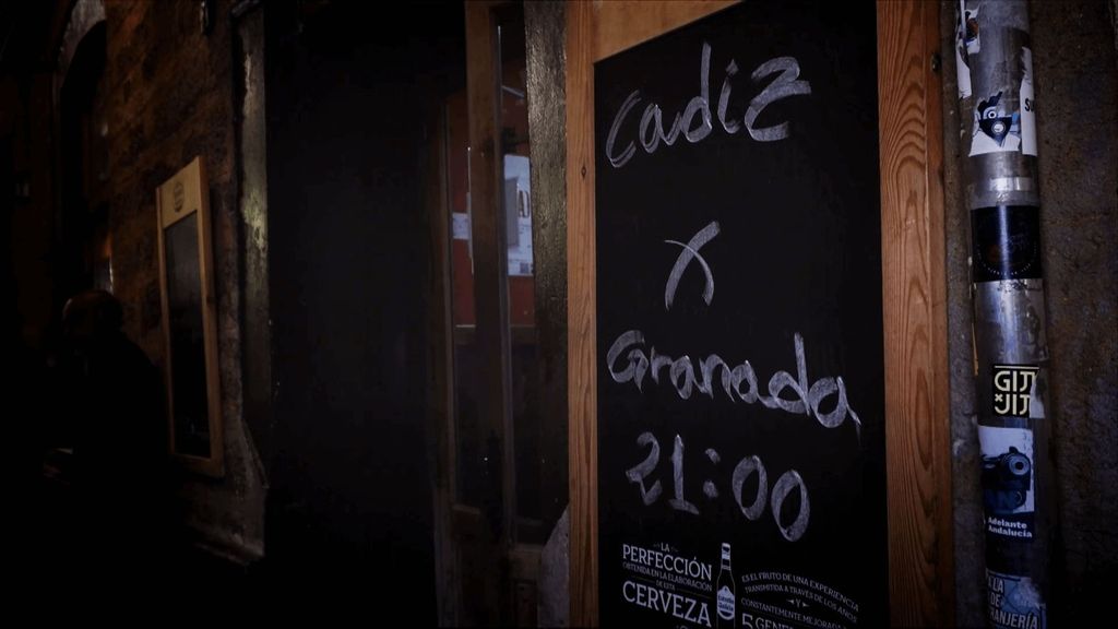 El Cádiz, una Semana Santa pasada por agua y una victoria para creer