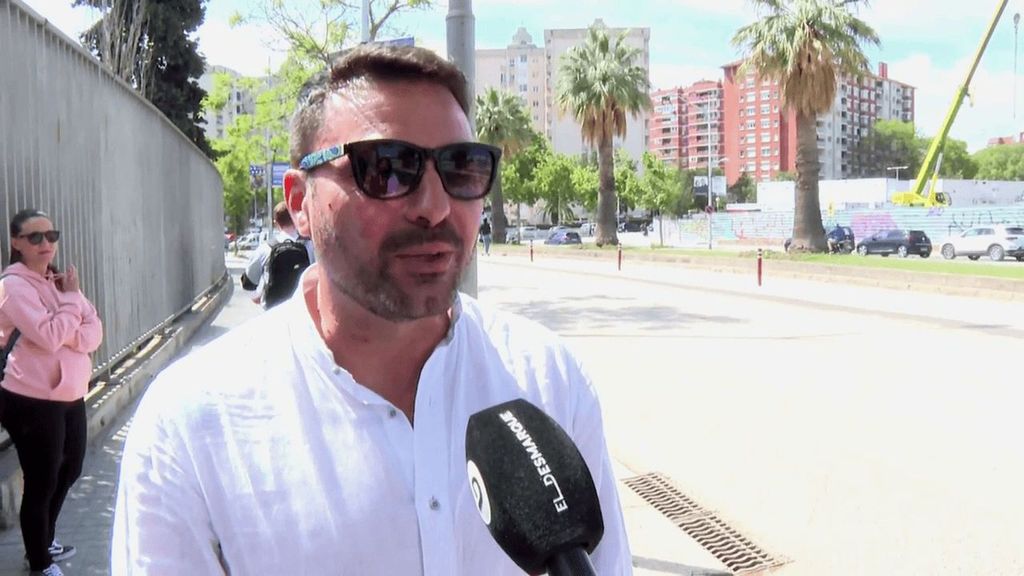 La afición, dividida entre los máximos responsables de la situación del club