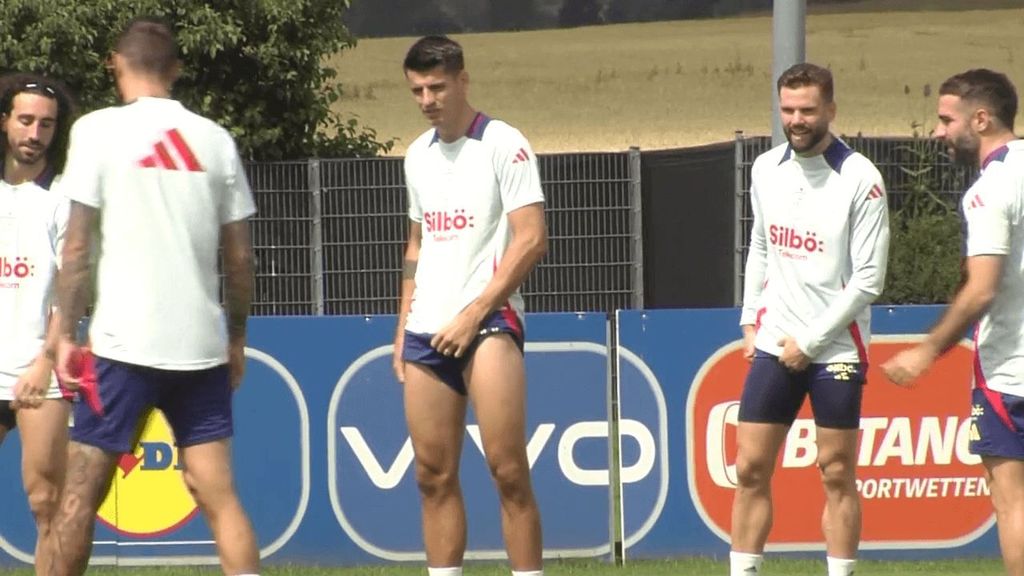 Nacho pica a Morata en el rondo y demuestra que está al 100%: "¡Que corra, que corra!"