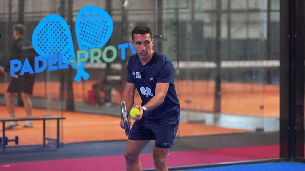 Andrés Britos y la lección de cómo dar dirección en el saque en pádel