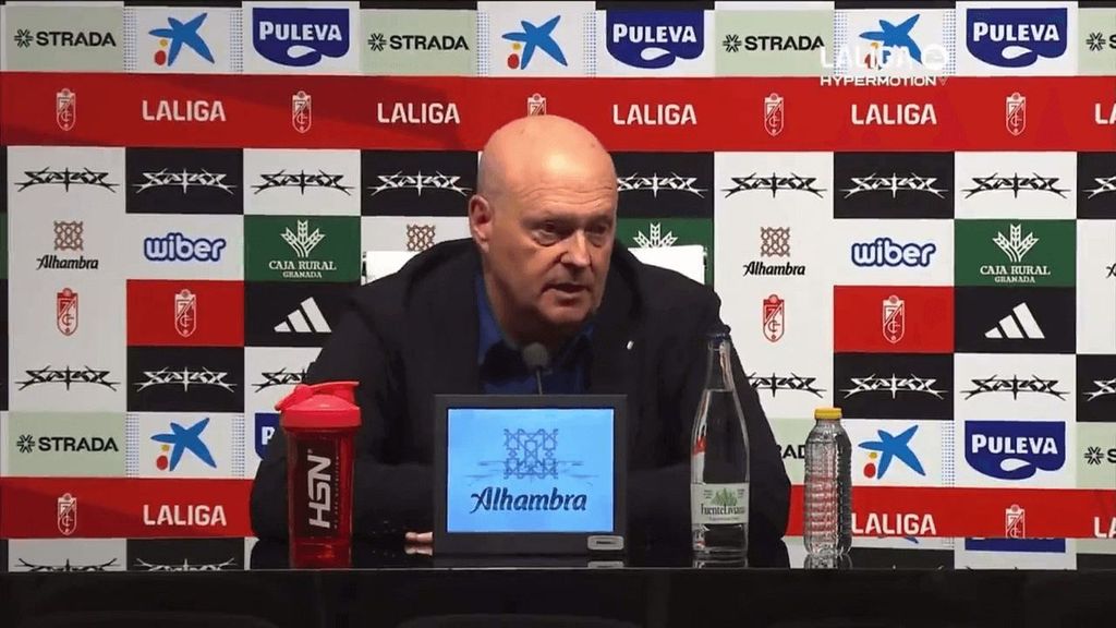La rueda de prensa más desafortunada de Pepe Mel