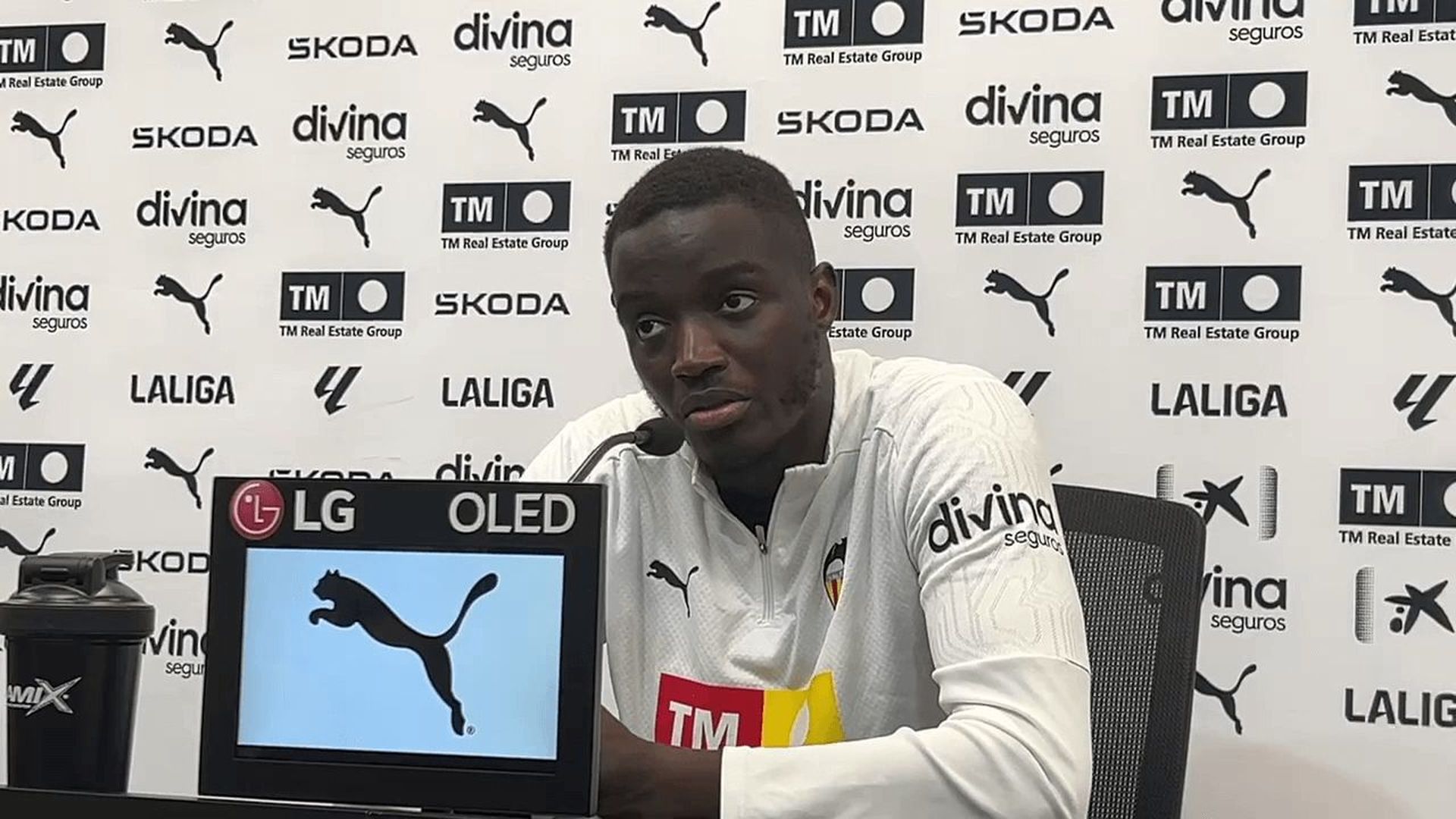 vlcsnap_2025_02_13_14h20m35s409png.png vlcsnap_2025_02_13_14h20m35s409png.png