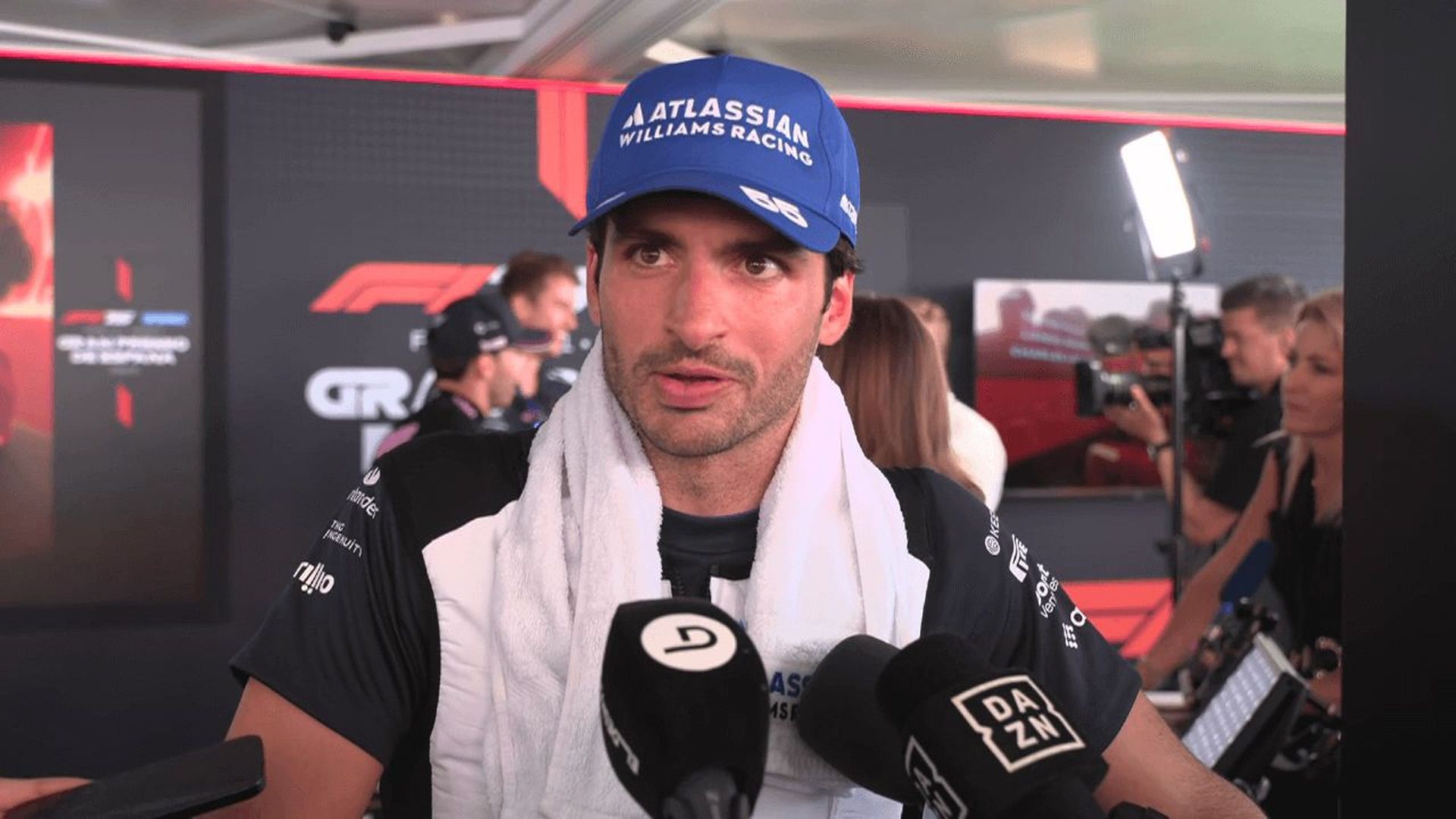 vlcsnap_2025_06_01_17h10m10s315png.png vlcsnap_2025_06_01_17h10m10s315png.png