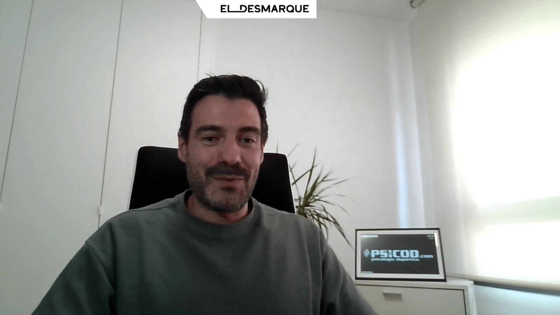 vlcsnap_2025_06_05_13h20m03s838png.png vlcsnap_2025_06_05_13h20m03s838png.png