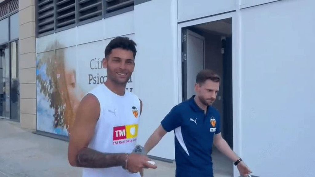 Hugo Duro comienza la pretemporada del Valencia CF