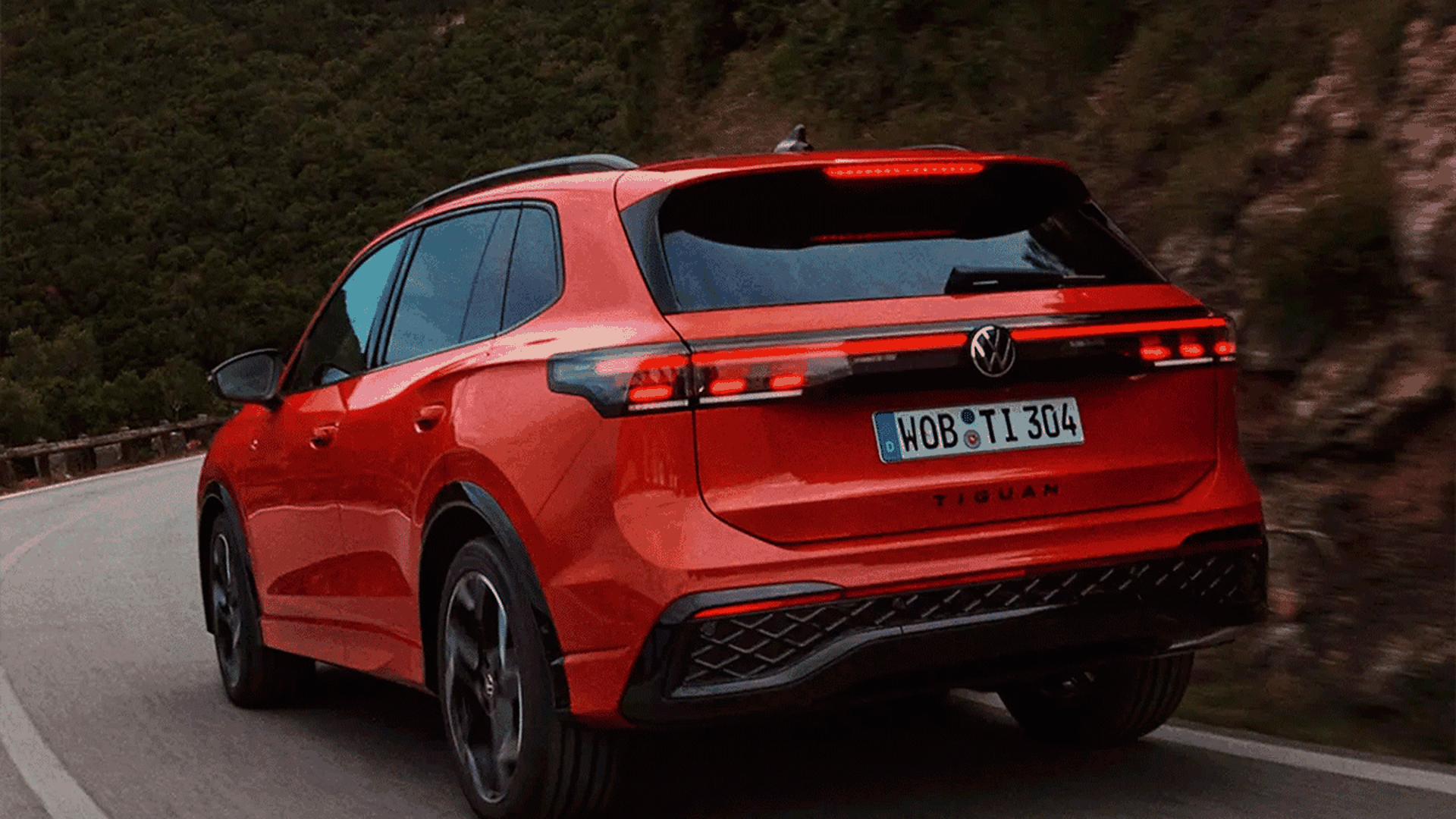 volkswagen_tiguan_20241gif.gif