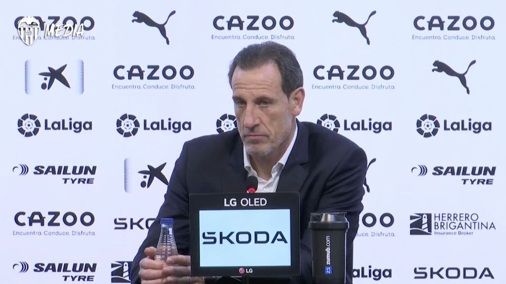 Voro: "Si el club considera que debe buscar un entrenador, es decisión del club"