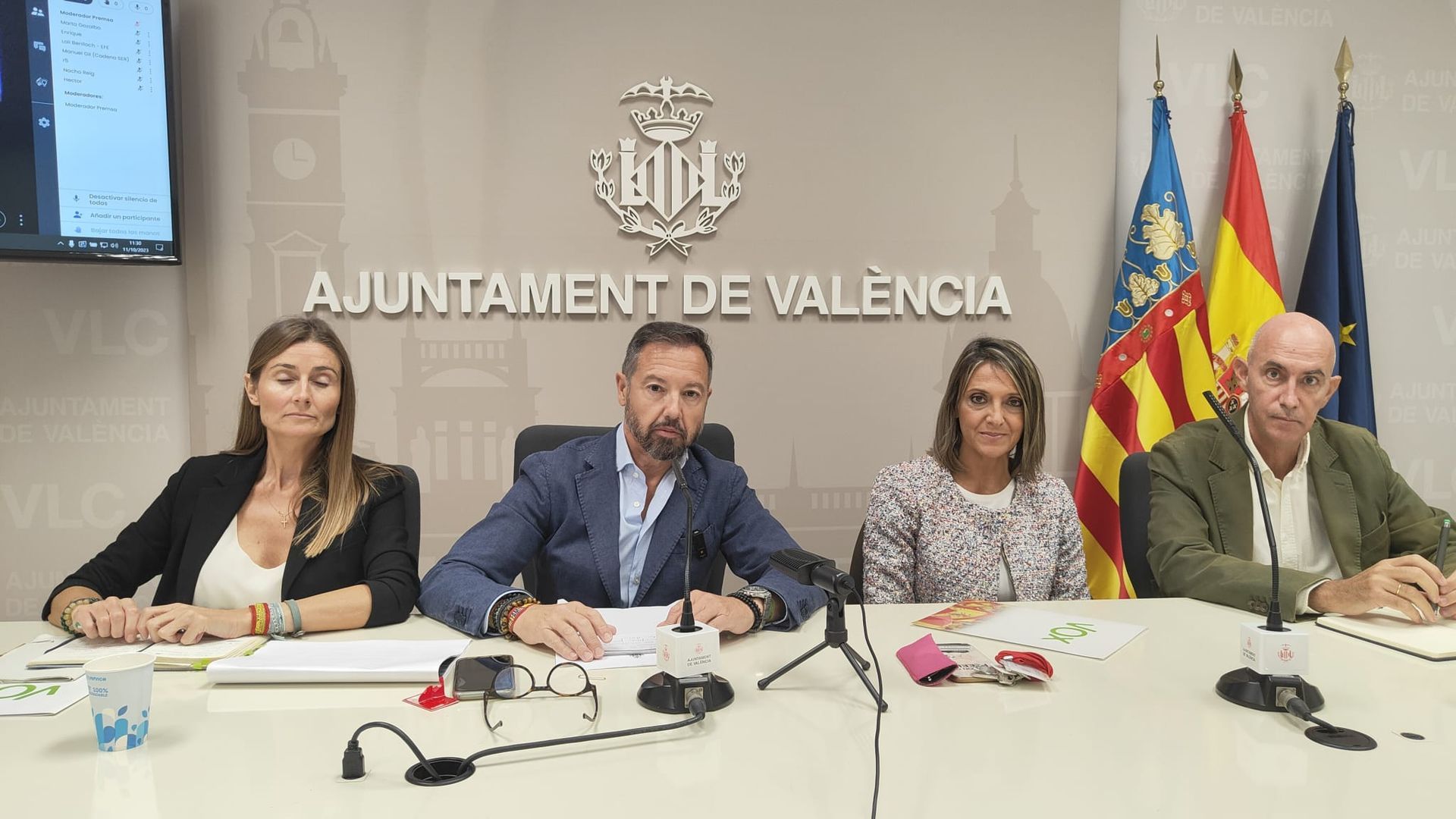 vox_en_rueda_de_prensa_ha_tapado_el_acento_de_valencia_con_la_bandera_de_espana_001.jpeg