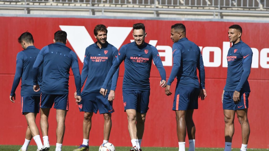 Entrenamiento del Sevilla antes de su visita al Real Valladolid (19-3-21)