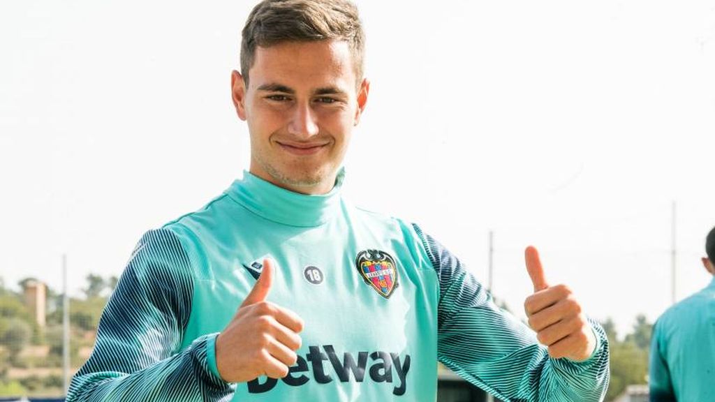 De Frutos, entre Ronaldo y Fernando Tejero