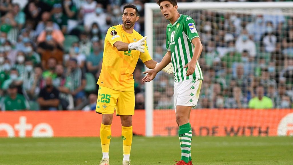 Real Betis-Bayer Leverkusen: La parada salvadora de Bravo