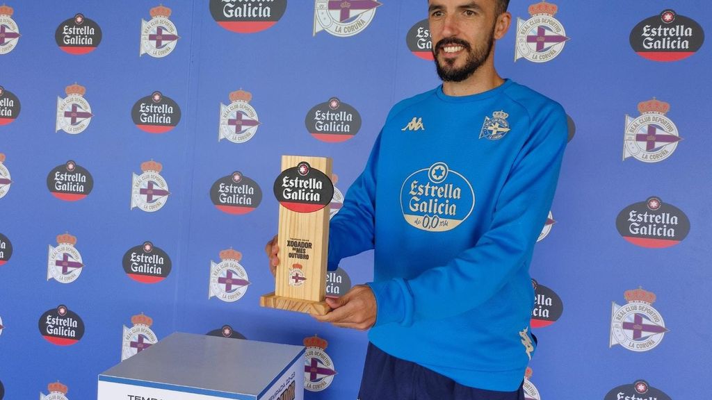 Alberto Quiles elegido mejor jugador del mes de Octubre en el Deportivo