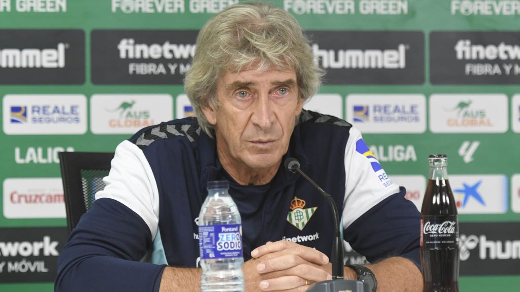 Pellegrini valora el fichaje de Sokratis por el Real Betis