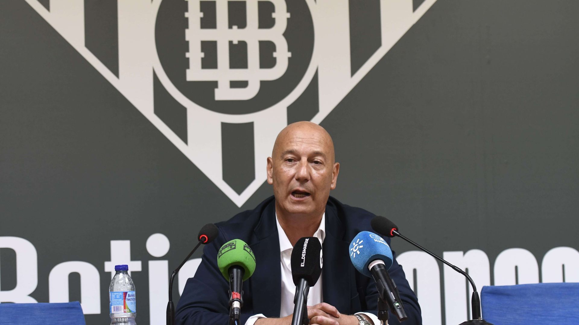 whatsapp_image_2024_08_22_at_125547.jpeg whatsapp_image_2024_08_22_at_125547.jpeg