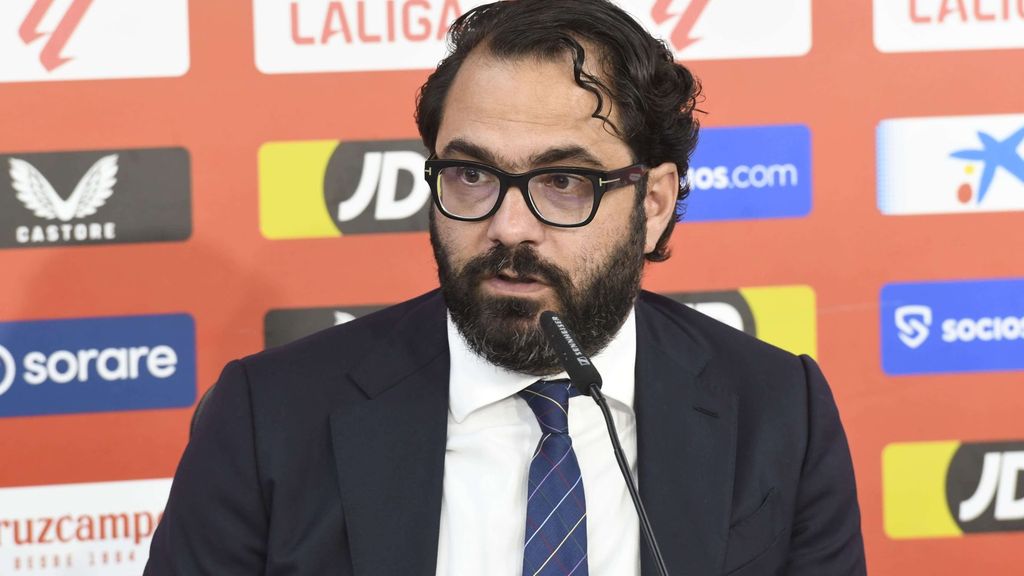 Víctor Orta en la presentacion Valentín Barco