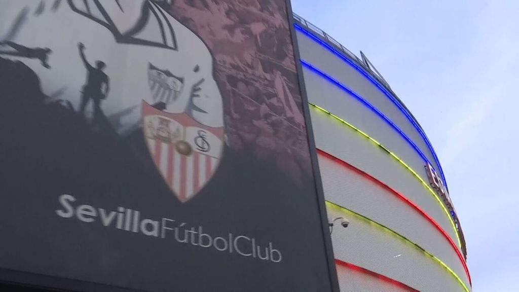 Homenaje del SEvilla al Valencia