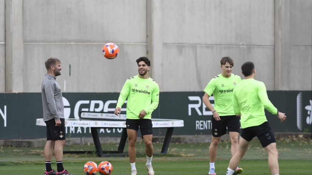 Entrenamiento del Betis con Jesús Rodríguez