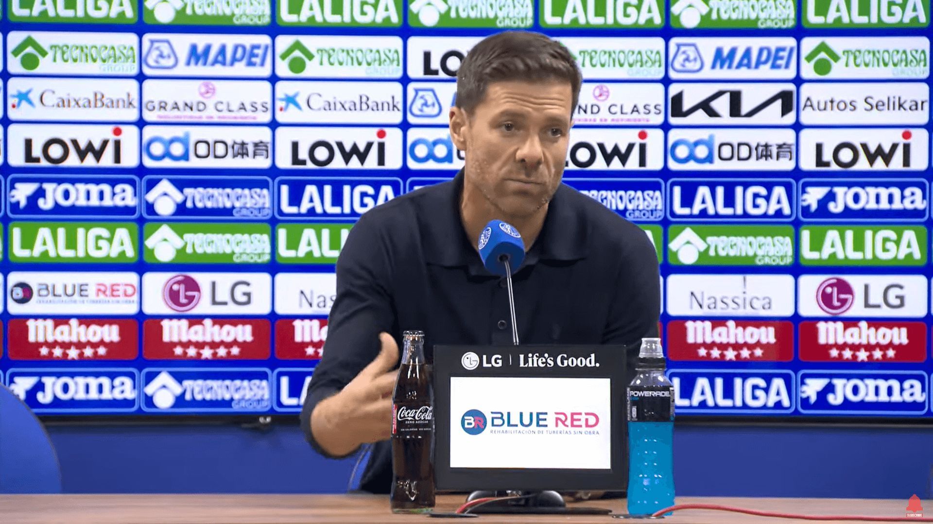 xabi_alonso_001.png xabi_alonso_001.png