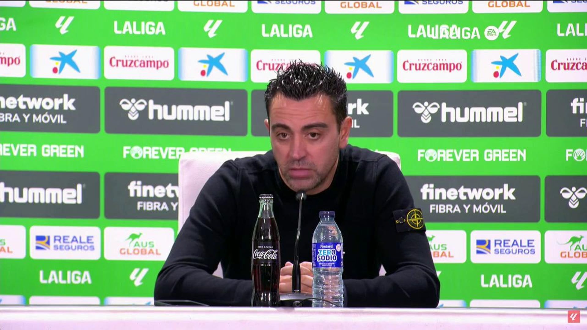 xavi_en_sala_de_prensa.jpg xavi_en_sala_de_prensa.jpg