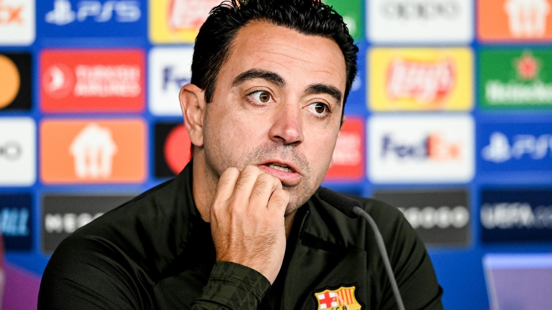 xavi_hernandez_en_la_rueda_de_prensa_antes_del_shakthar_barcelona_foto_efe_001.jpg