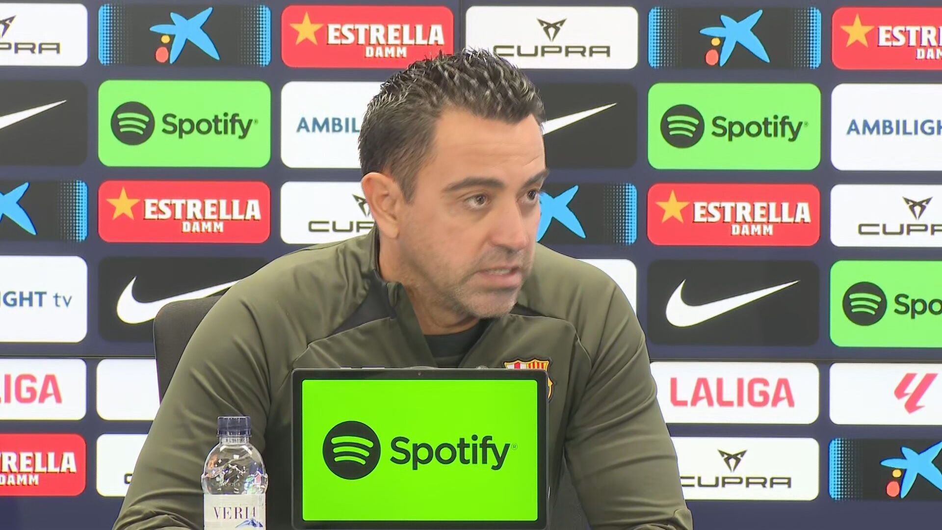 xavi_hernandez_habla_sobre_las_bajas_del_barca.jpeg