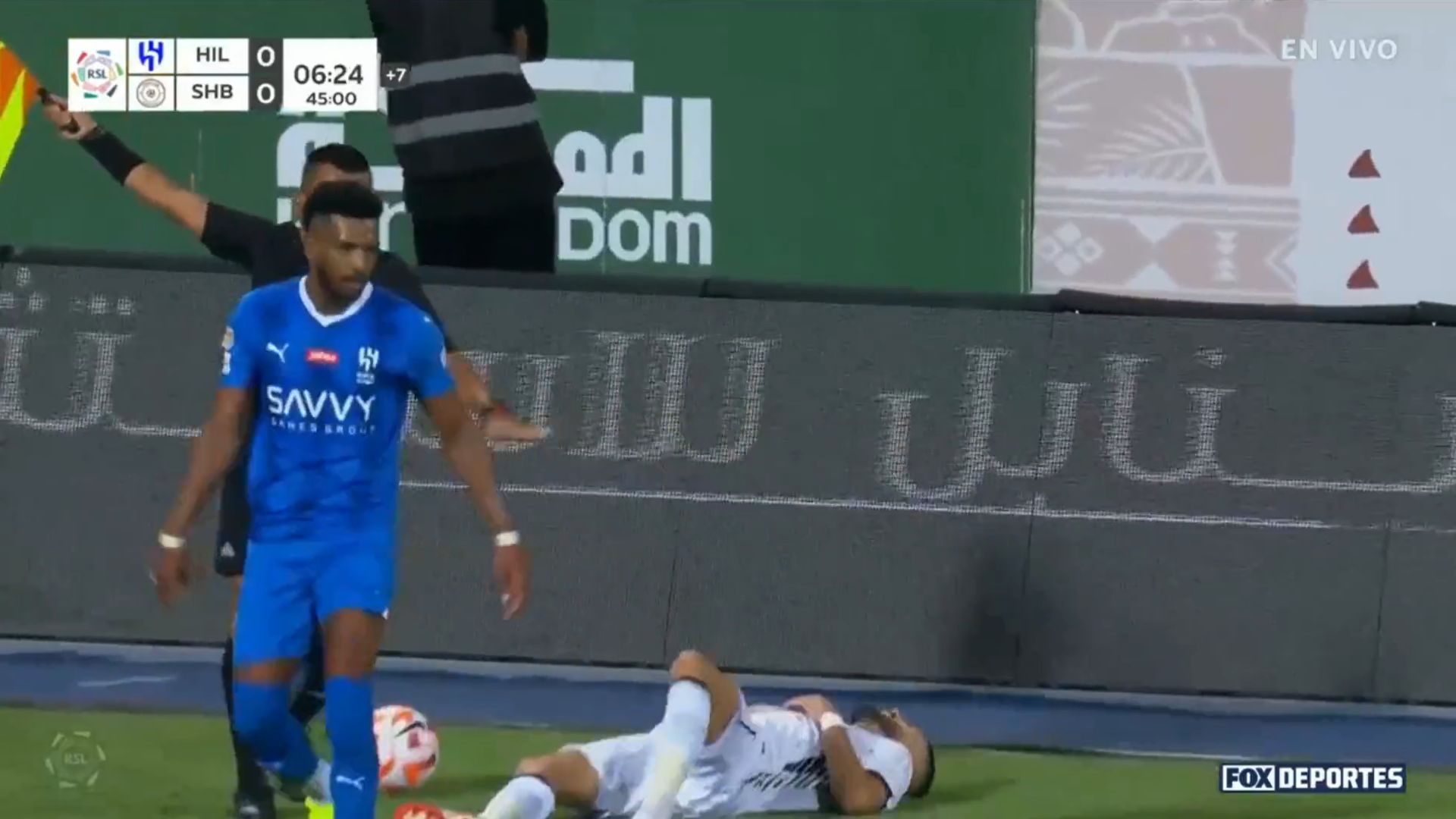 yannic_carrasco_exagera_una_falta_001.png yannic_carrasco_exagera_una_falta_001.png