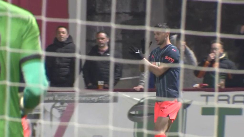 Yaremchuk marca su primer gol con el Valencia