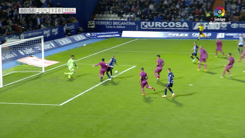 Ponferradina-Málaga: Gol 1-0 Yuri (jornada 14)