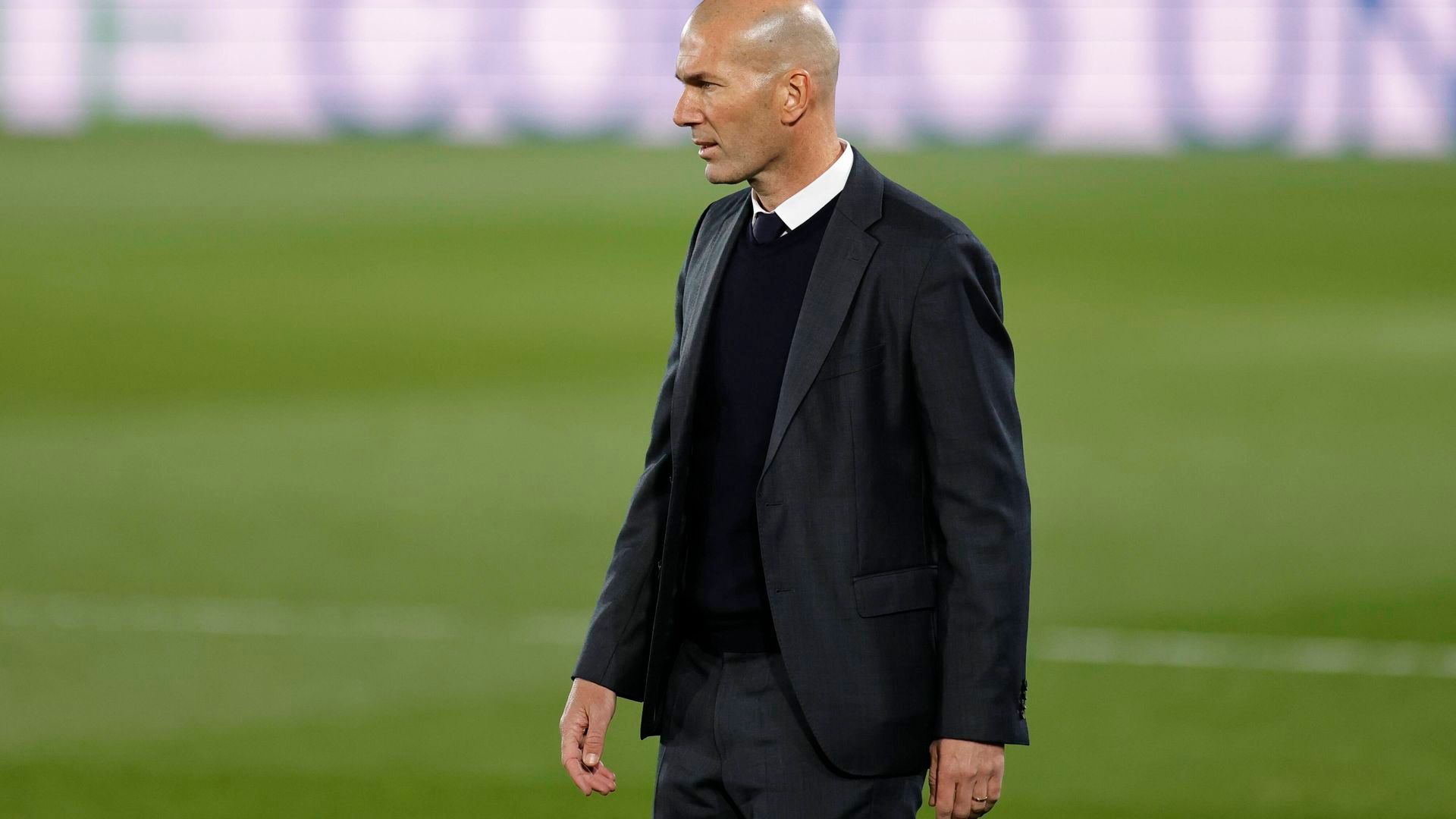zidane_en_un_partido_del_real_madrid_foto_cordon_press_001.jpg