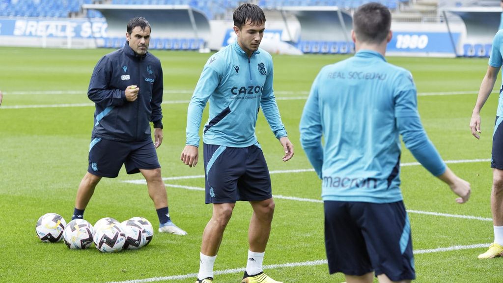 Zubimendi, a tope en Zubieta pese a la insistencia del Barcelona