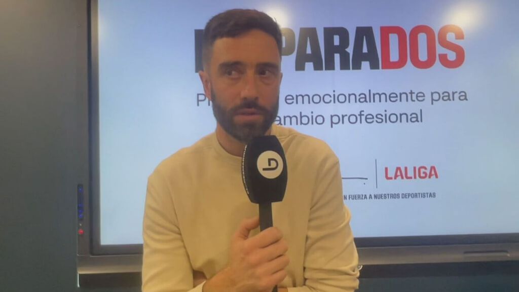 Zuhaitz Gurrutxaga vuelve a ver fútbol "gracias a lo bien que juega la Real Sociedad"