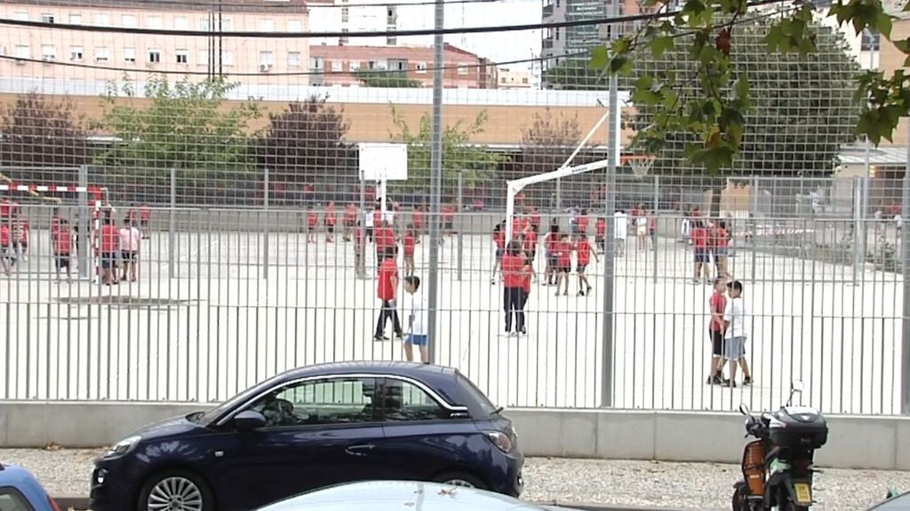 Saray, la menor de 10 años que intentó suicidarse en Zaragoza abandona la UCI