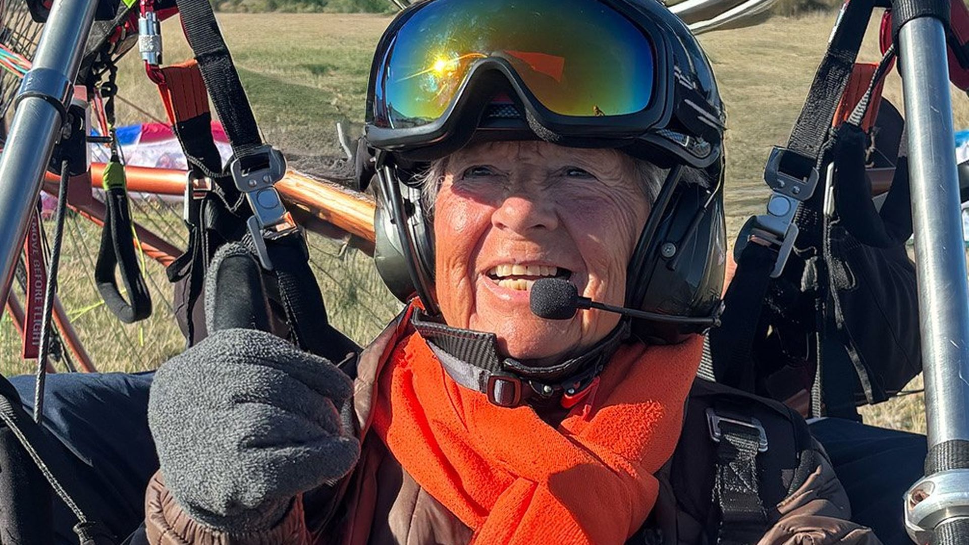 Bolar en paratrike a los 84 años