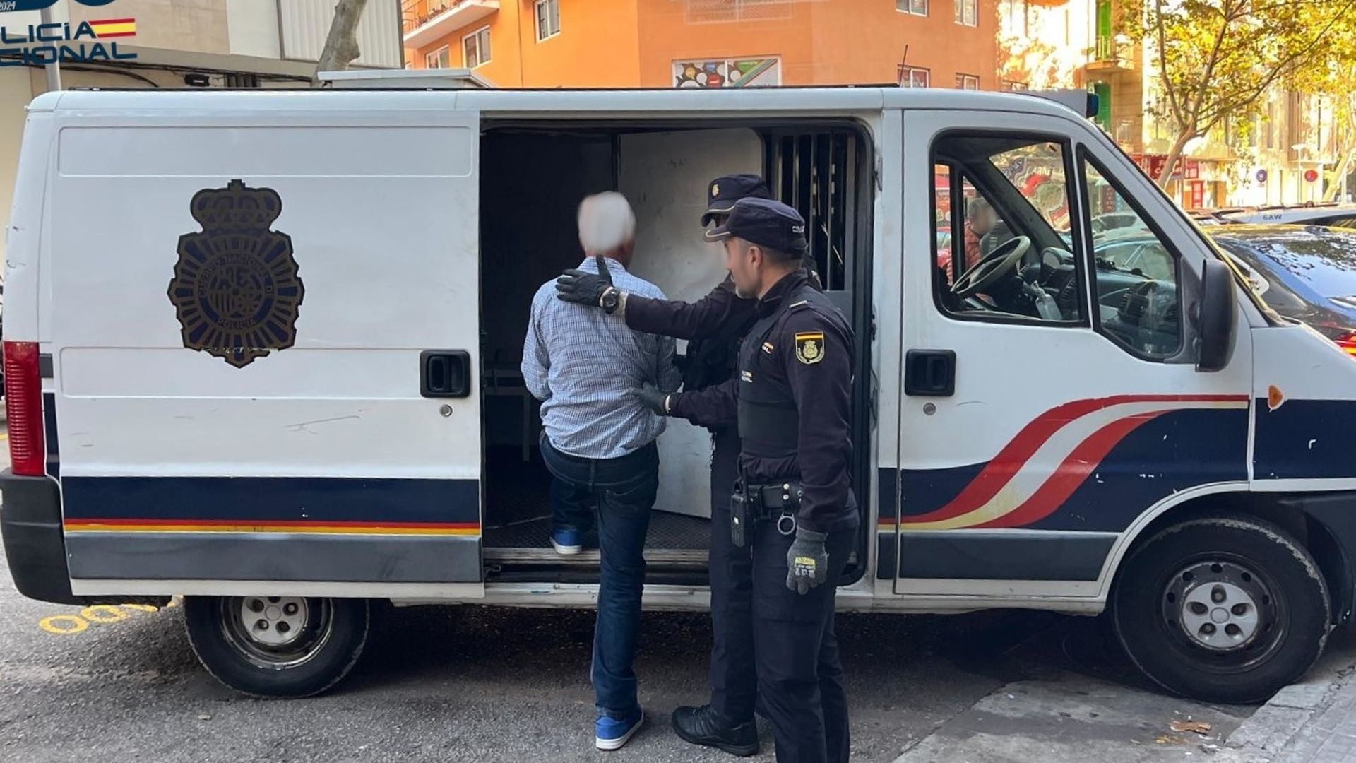 EuropaPress_7095944_detenido_encerrar_hombre_banos_estacion_intermodal_mantener_relaciones