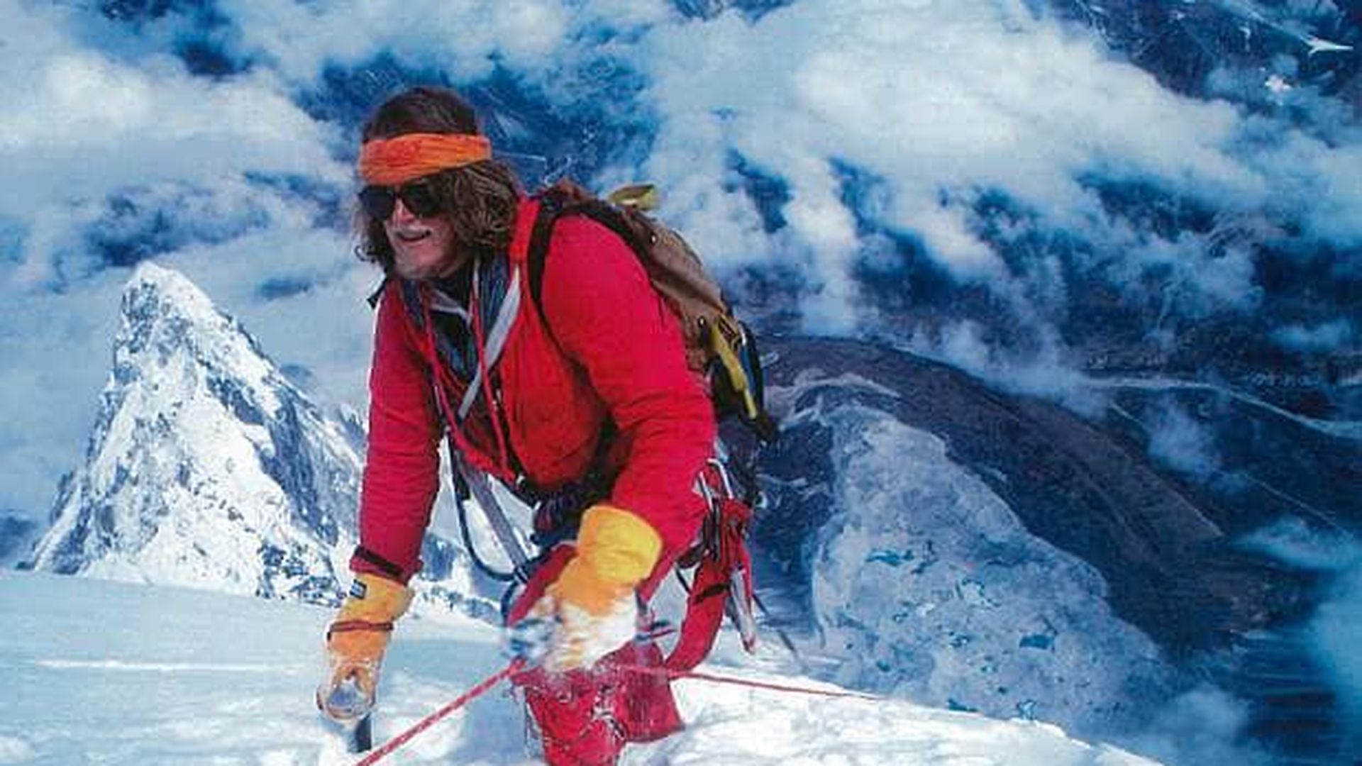 Lincoln Hall, el escalador que rescataron con vida