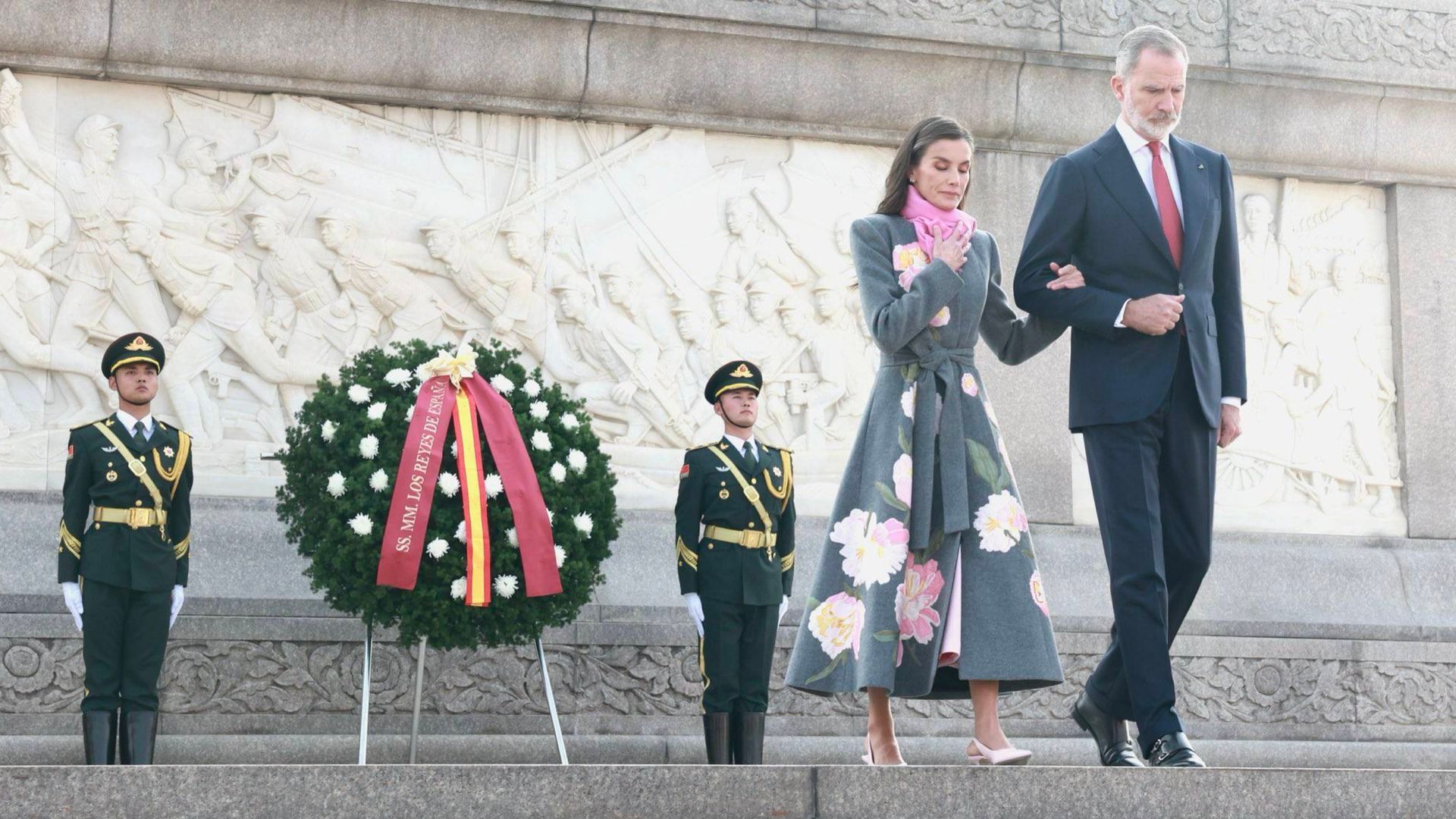 Los reyes, en la ceremonia de bienvenida
