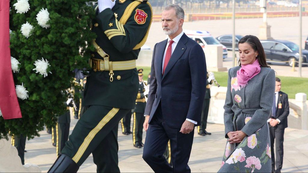 Los reyes, en la ceremonia de bienvenida