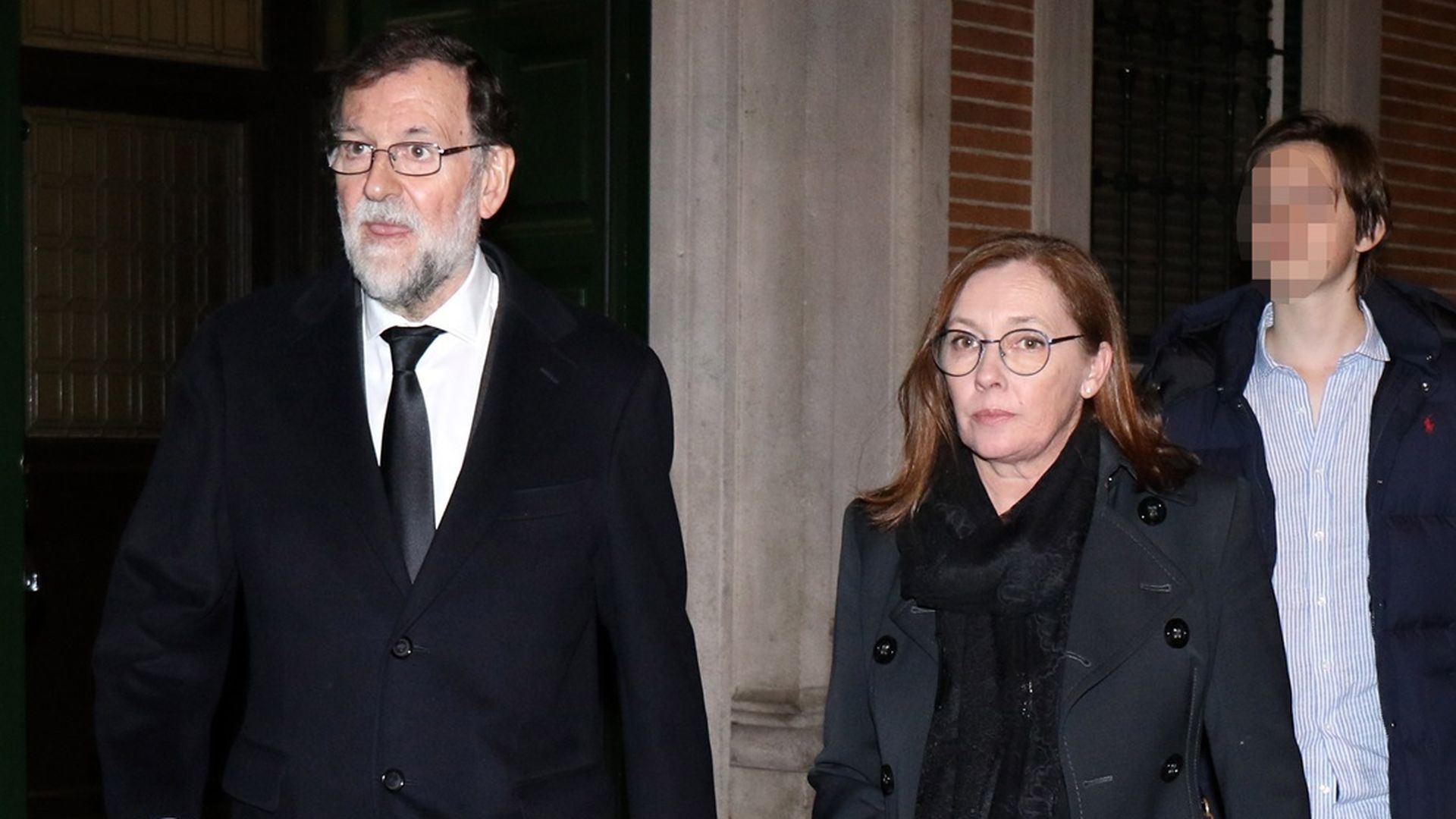 Mariano Rajoy, Elvira Fernández y, al fondo, Juan Rajoy Fernández