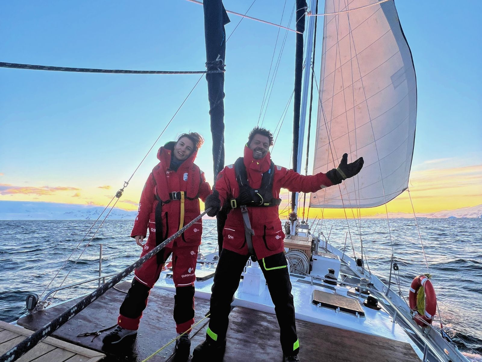 Paula y su compañero Pedro tienen una amplia experiencia en el mar