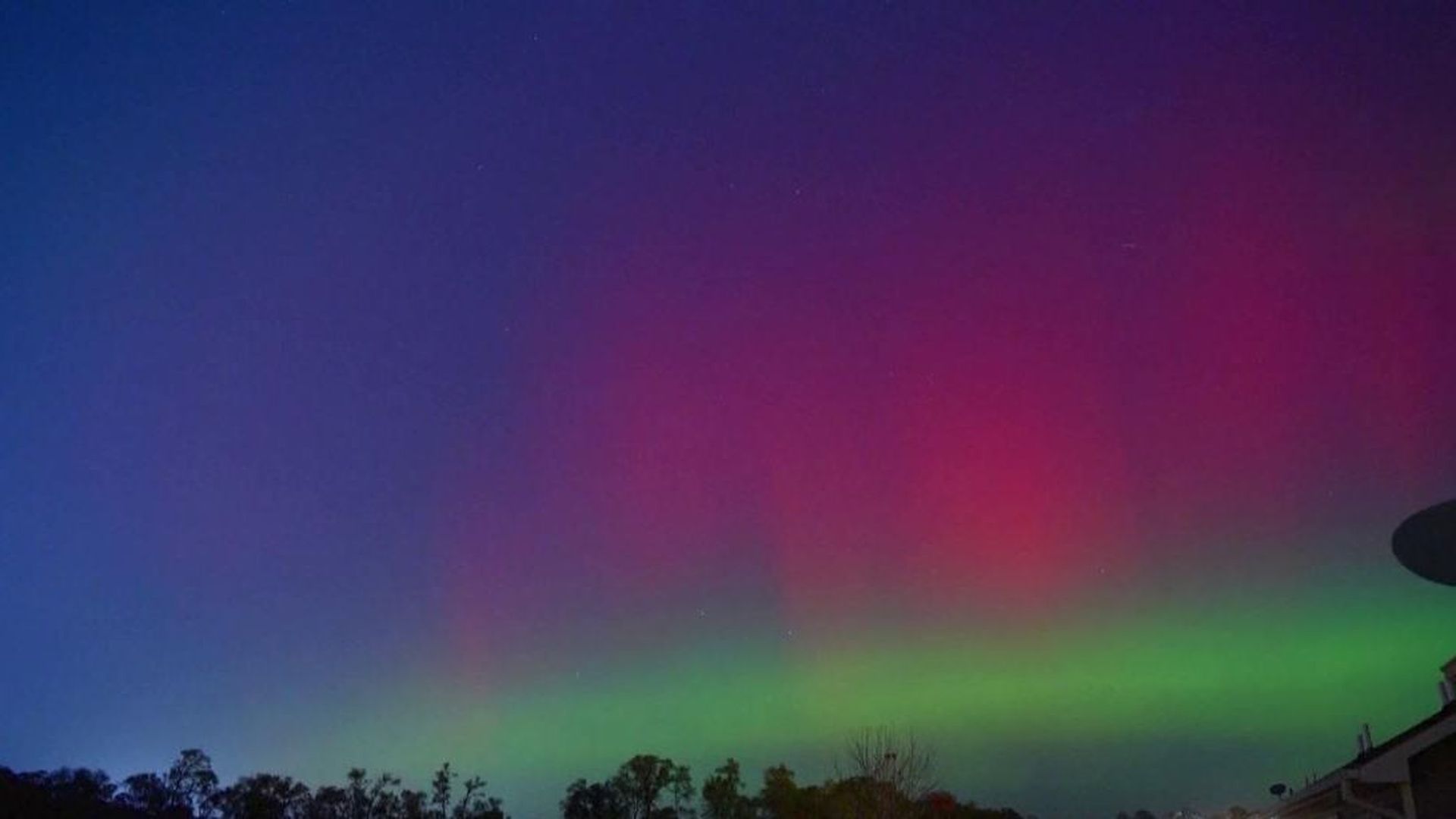 Una tormenta solar provoca auroras boleares: ¿Dónde verlas en España y por qué son rojas?