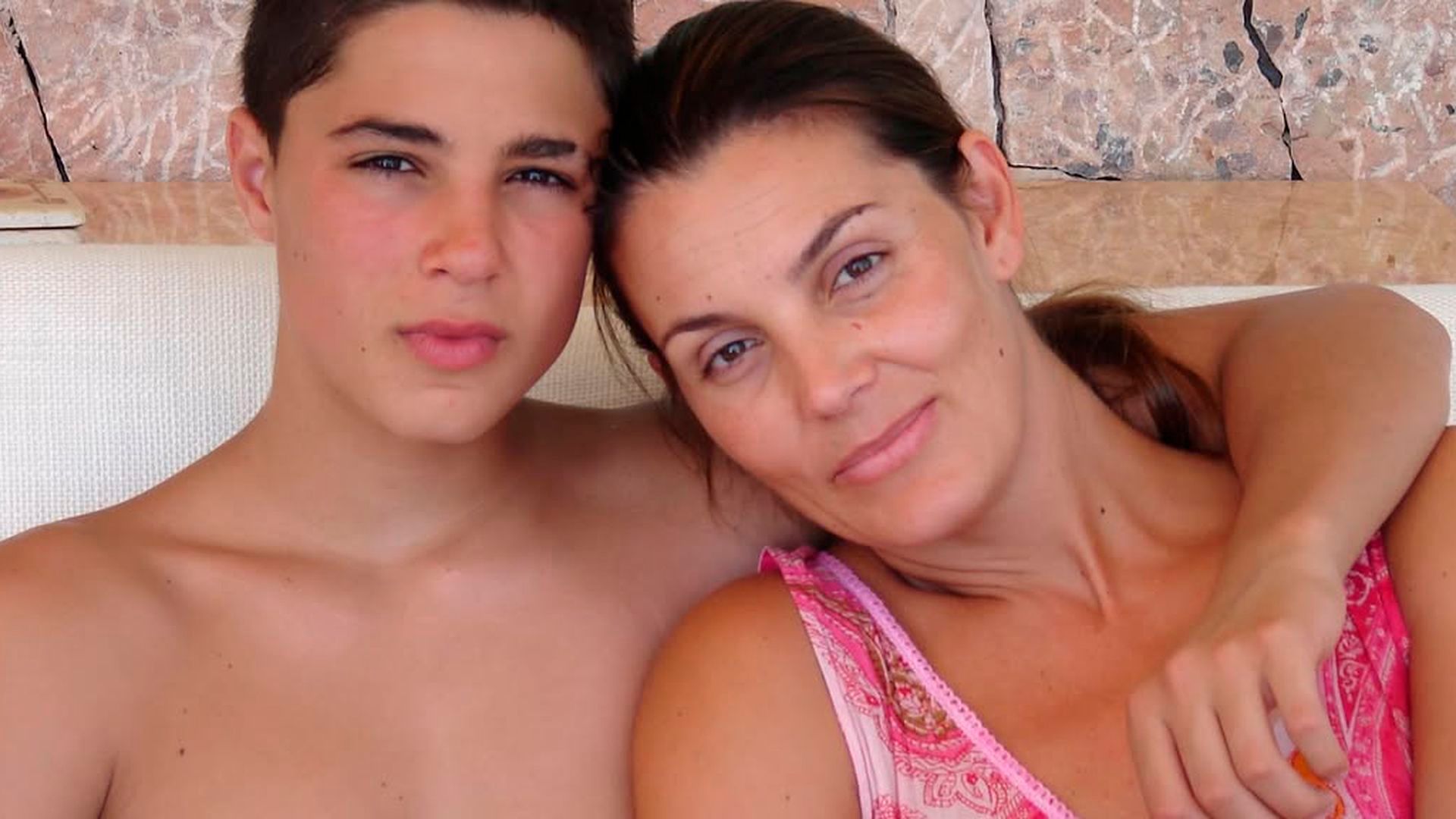 Carlo Costanzia y Mar Flores