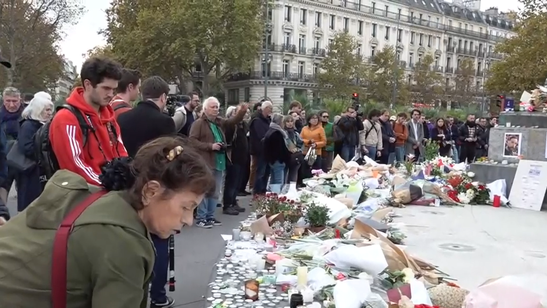 Homenaje a las víctimas del los atentados de París de 2015